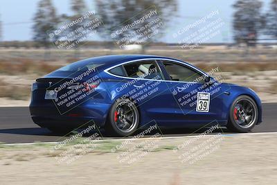 media/Nov-08-2025-Speed Ventures (Sat) [[1c7a6332f5]]/TC B/Session 2 (Turn 2)/